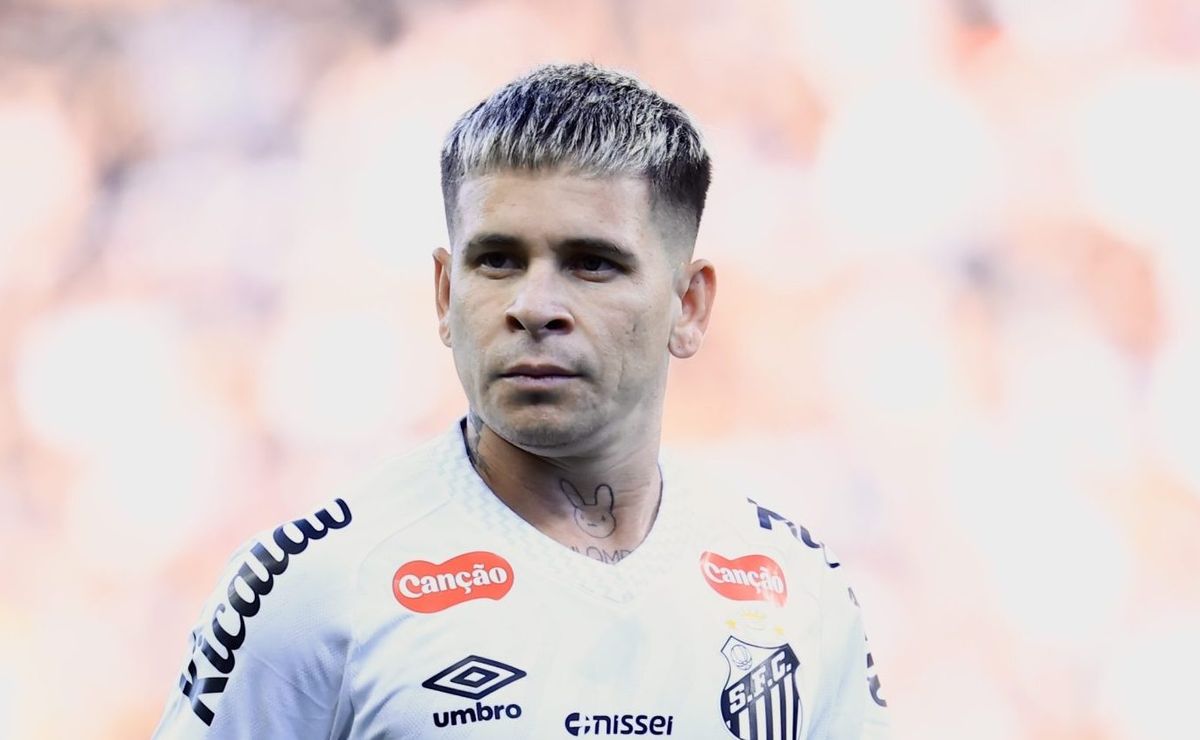 Soteldo toma decisão sobre seu futuro e deseja permanecer no Santos nesta temporada 