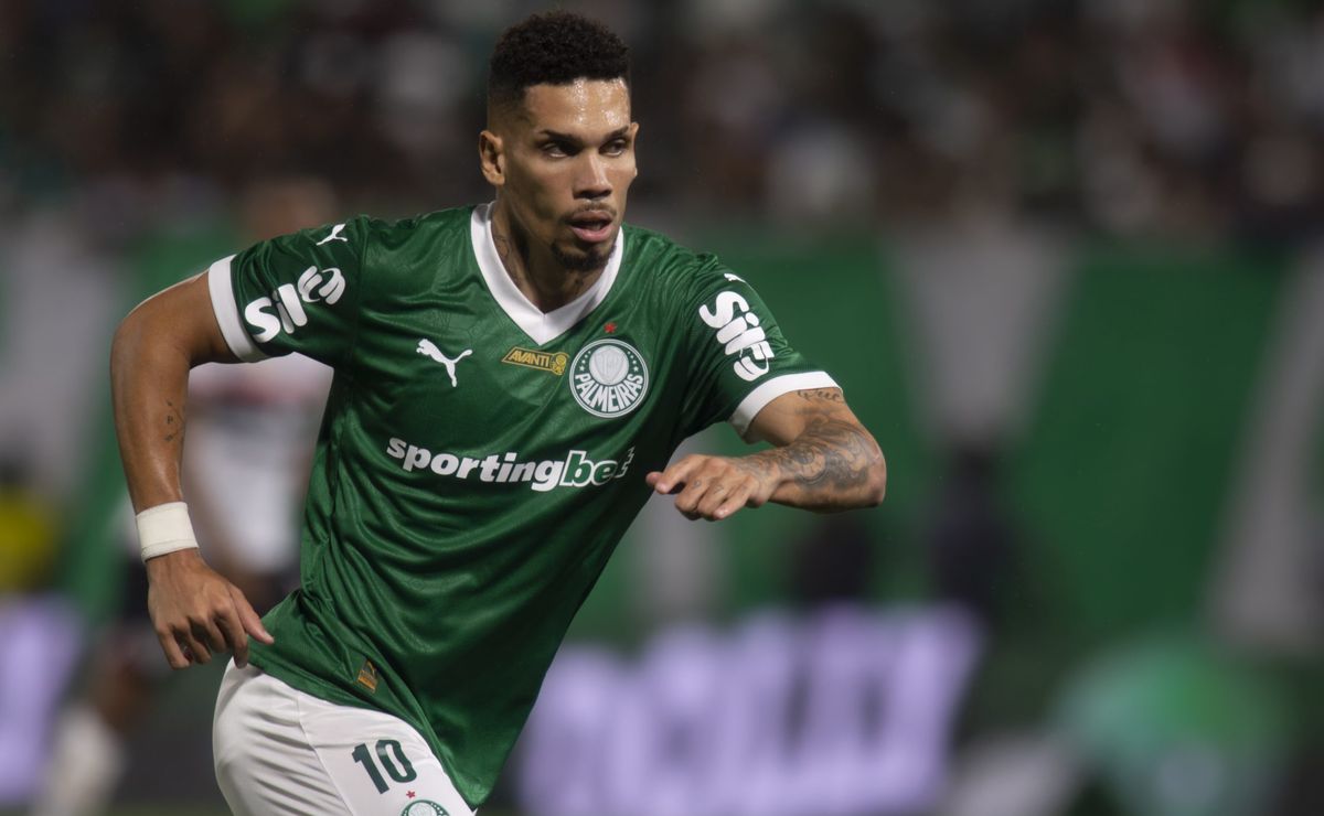 Paulinho marca primeiro gol pelo Palmeiras e mira protagonismo no Super Mundial