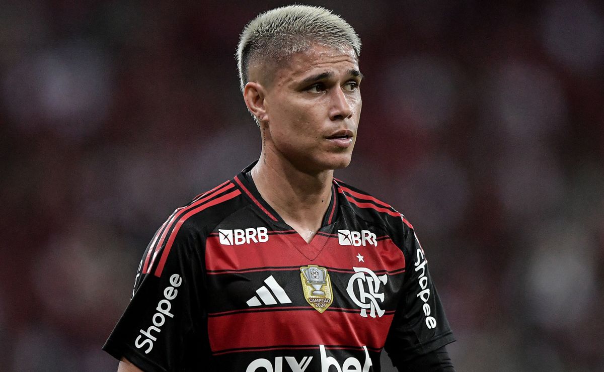 Luiz Araújo revela bastidores de sua grave lesão no Flamengo: “Foi muito difícil”