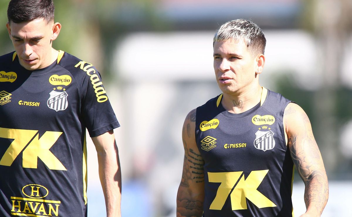 Corinthians monitora Soteldo, mas atacante prefere permanecer no Santos