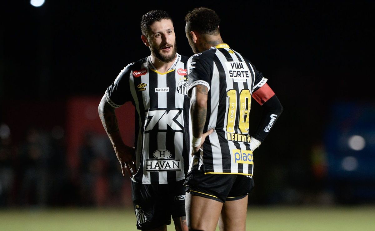 Santos pode deixar o Z-4 nesta rodada do Brasileirão Betano; Veja os cenários