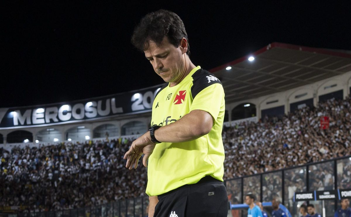 Fernando Diniz quer recuperar futebol de Jean David no Vasco da Gama