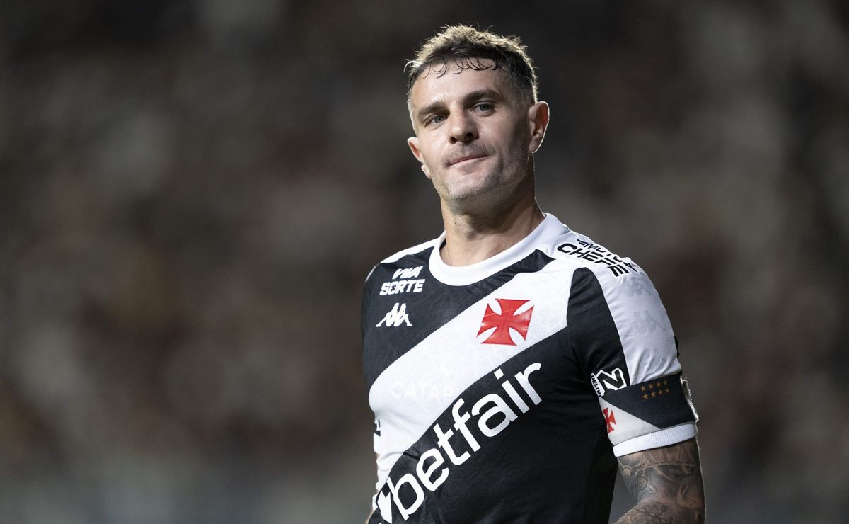 Vegetti diz que torcida possui o direito de cobrar o elenco após nova derrota do Vasco