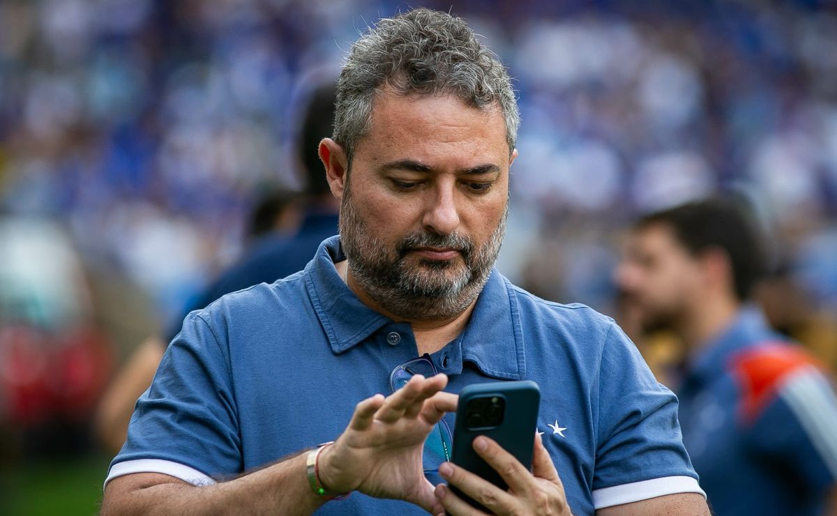 Santos oficializa Alexandre Mattos e define futuro de Pituca e Tiquinho