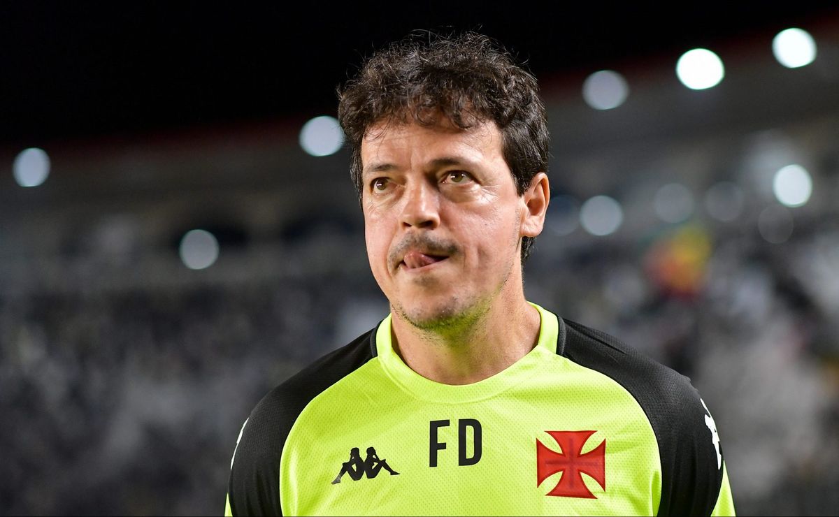 “Eu confio muito nele”, Fernando Diniz explica demora nas substituições e confiança em Vegetti