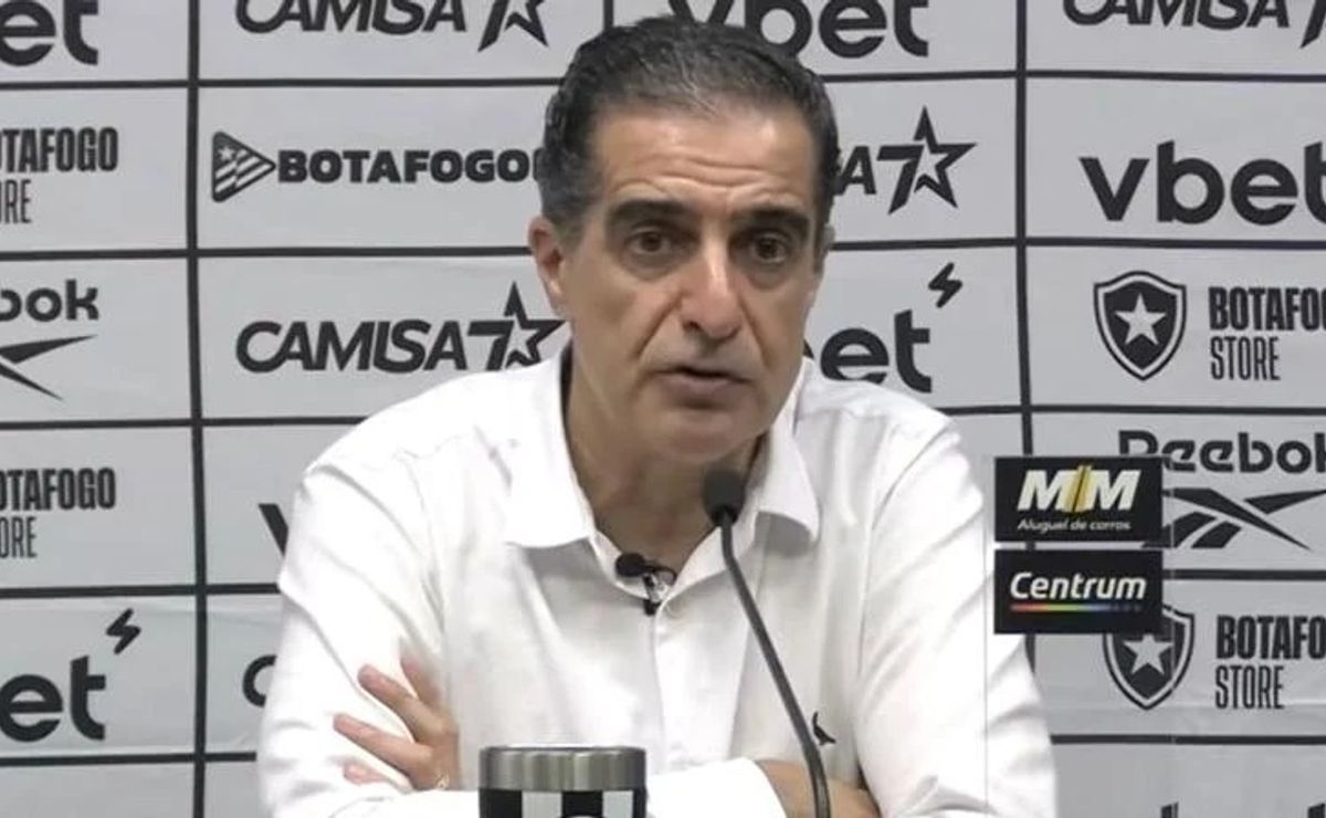 Renato Paiva admite atuação ruim, mas valoriza vitória fora e eficácia do Botafogo contra o Santos￼￼￼￼￼￼￼￼￼￼￼￼￼