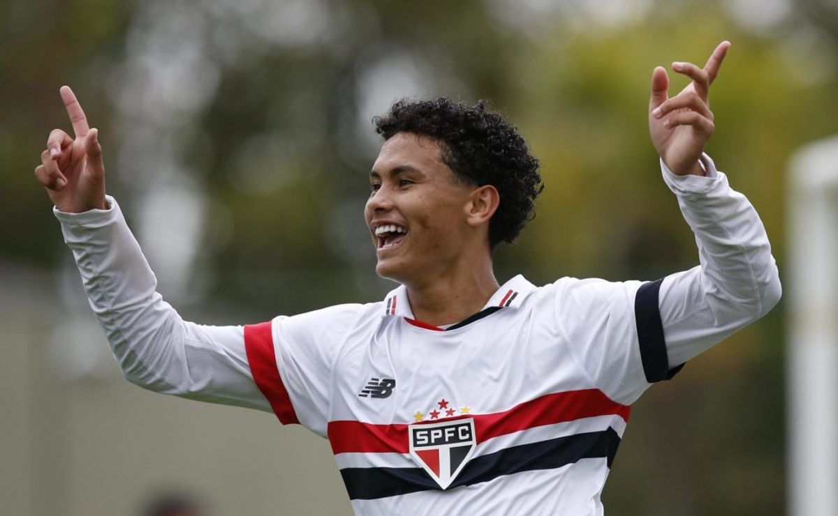 São Paulo vende Ângelo, joia do sub-17, para o Strasbourg