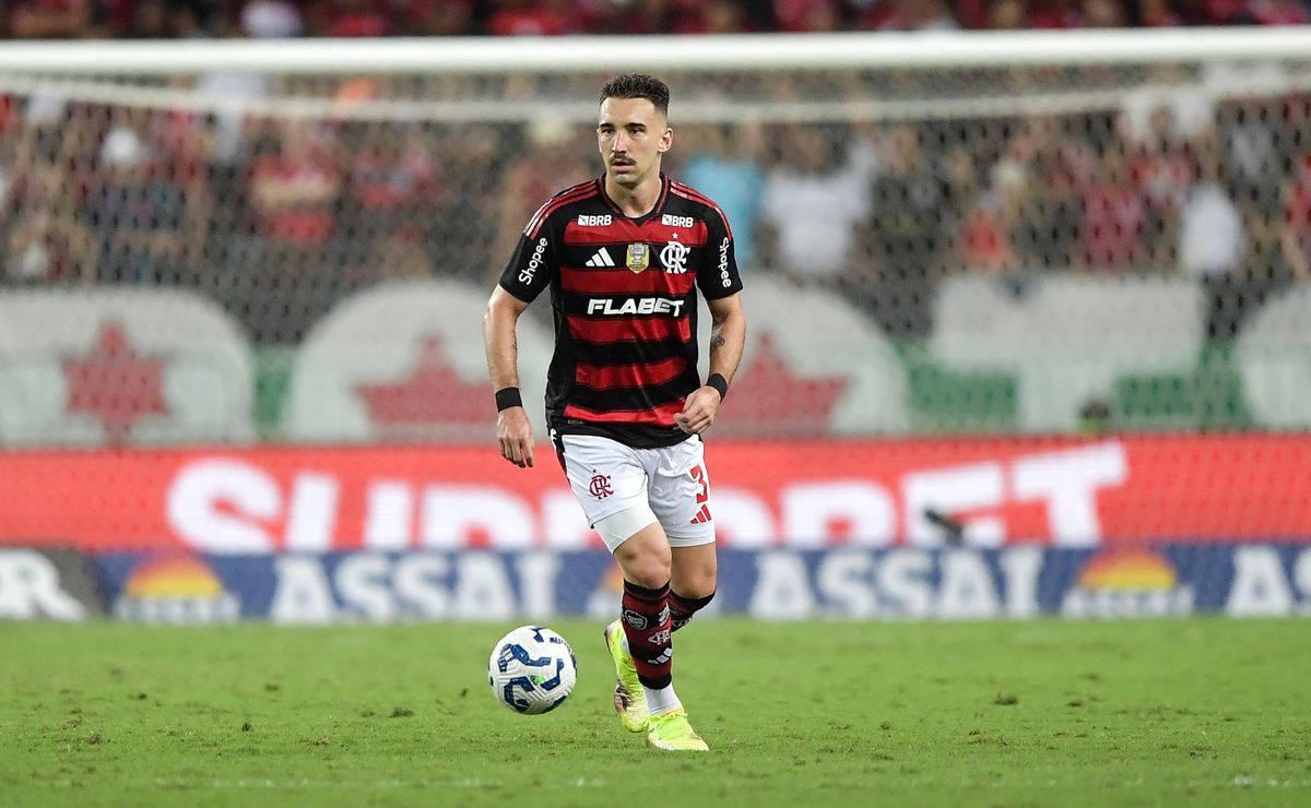 Convocado por Ancelotti, Léo Ortiz confirma boa fase com números absurdos no Flamengo
