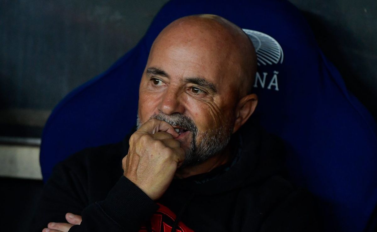 Sampaoli tem chegada vetada no Santos por divergências com Alexandre Mattos