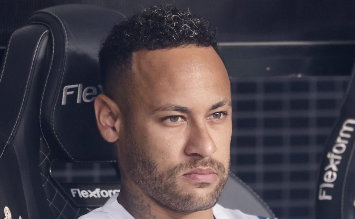 Neymar recusa disputar o Mundial pelo Pachuca e Santos confia na renovação do contrato