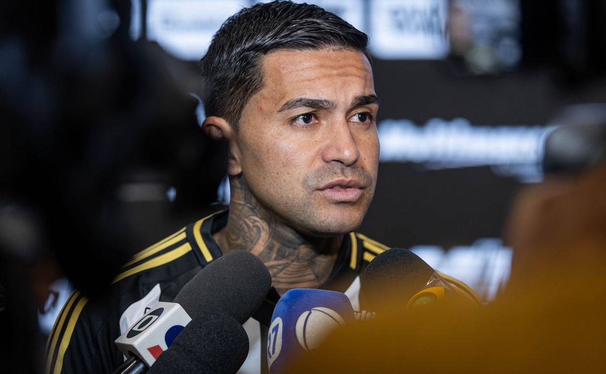 Dudu se dá mal e ex-Palmeiras é denunciado pelo STJD por misoginia contra Leila Pereira