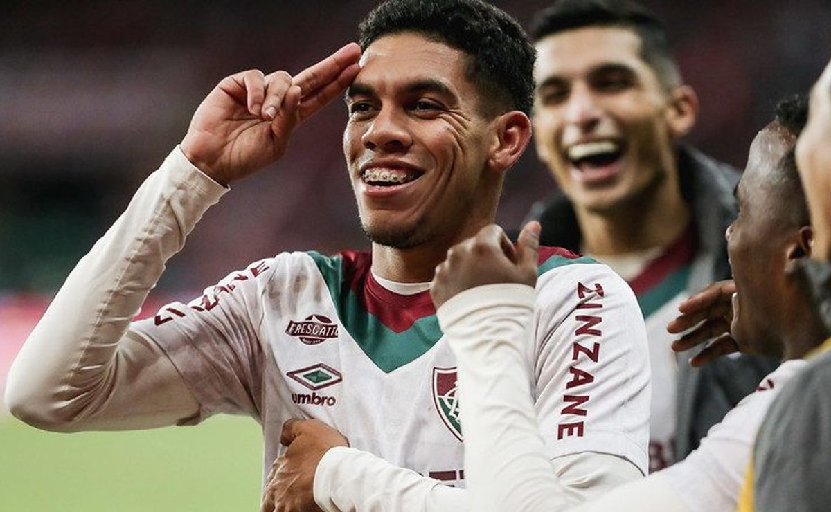 Renato Gaúcho defende Serna e Paulo Baya após críticas da torcida tricolor