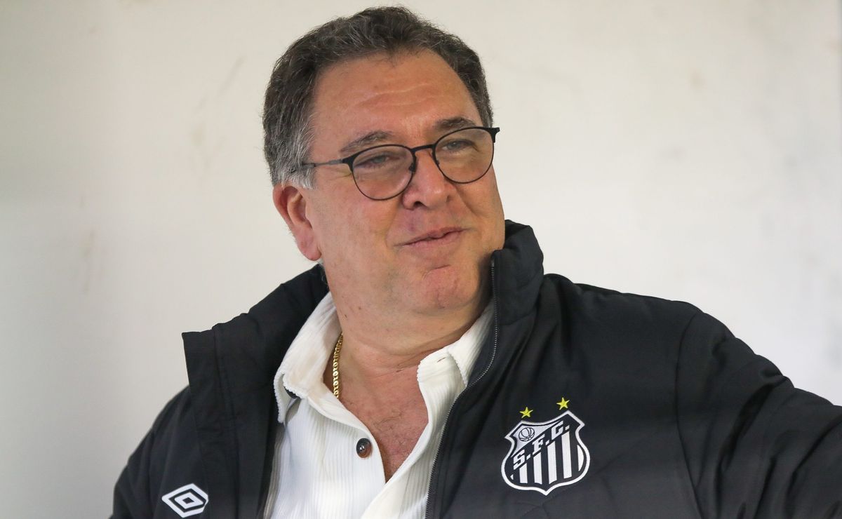 Santos é multado novamente por novo atraso após o intervalo de jogo