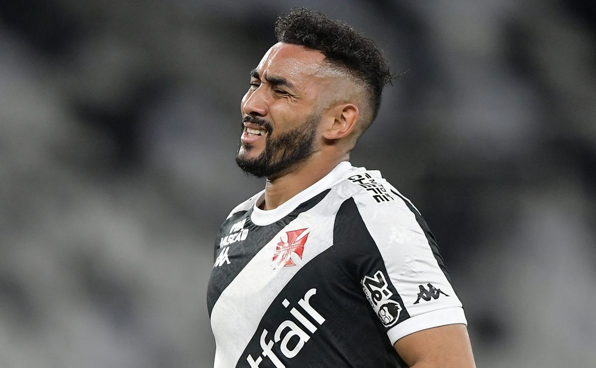 Payet não joga mais pelo Vasco e Pedrinho negocia rescisão de contrato