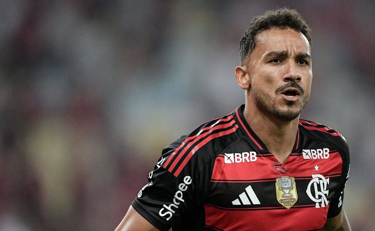 Danilo minimiza euforia após liderança do Flamengo no Brasileirão: “Ainda tem muita coisa para acontecer”