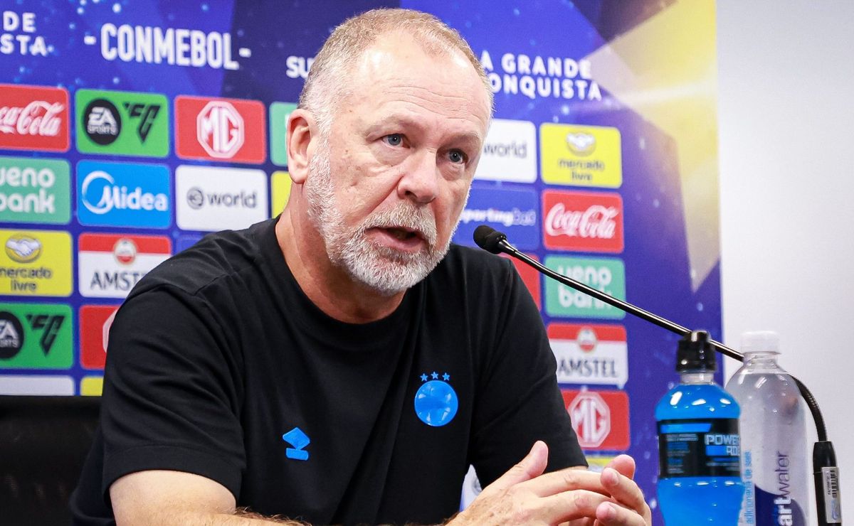Mano Menezes projeta evolução do Grêmio no Brasileirão: “Continuar fazendo as coisas certas”