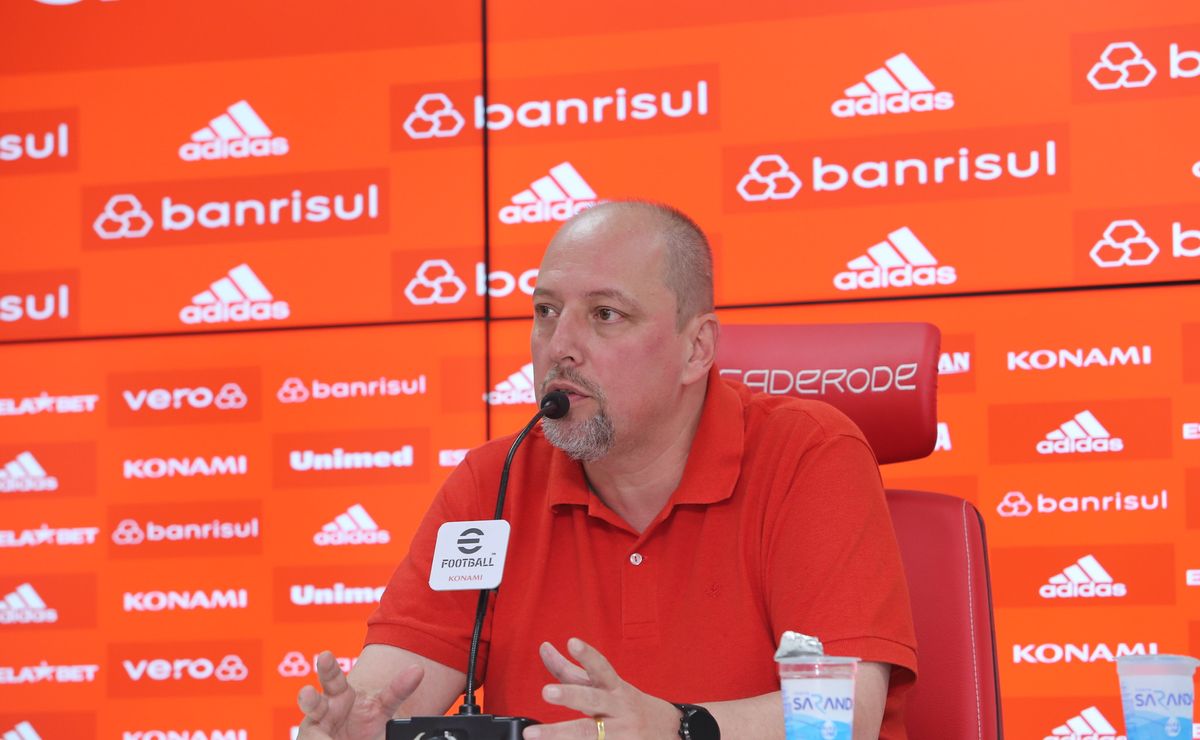 Inter muda planejamento, deseja até 5 reforço na janela e Alessandro Barcellos manda recado sobre o mercado: “É um xadrez”