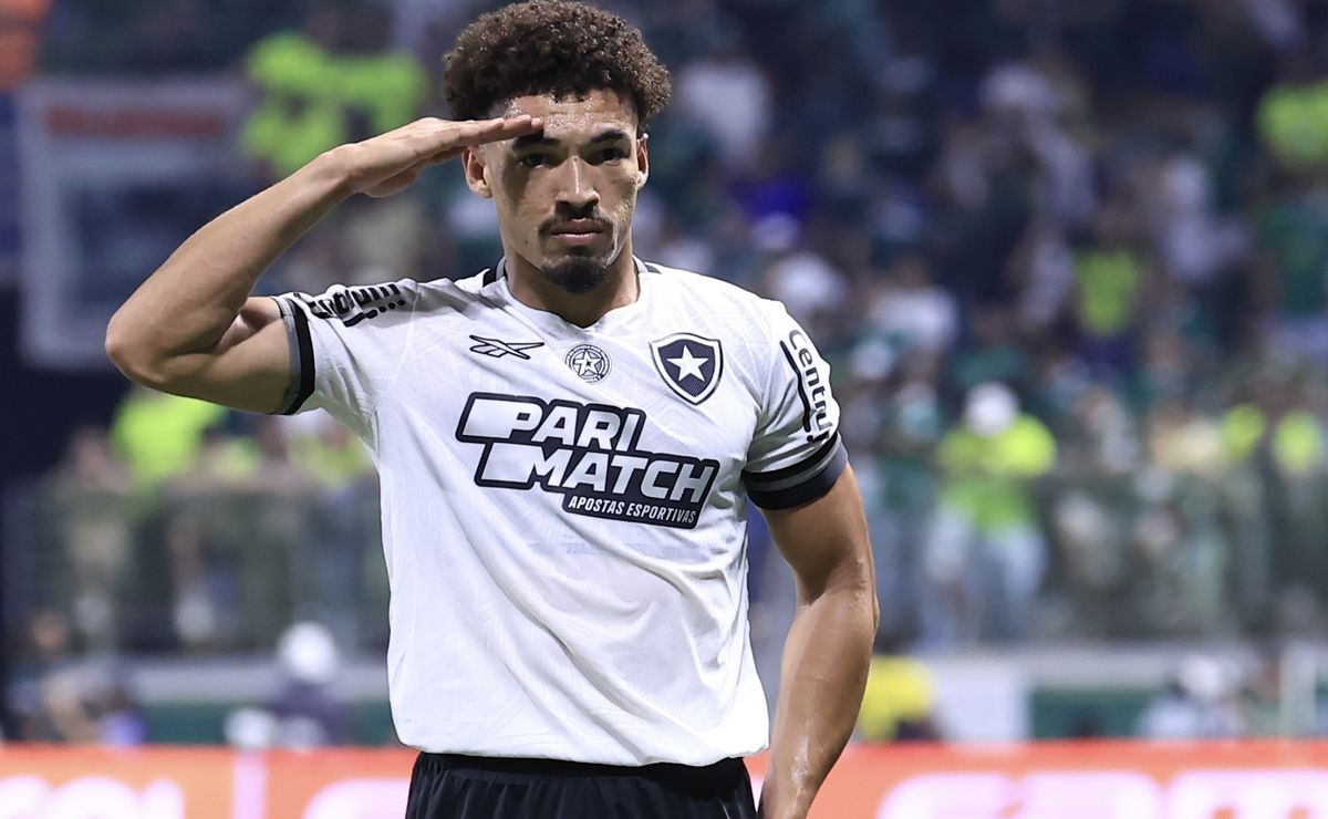 Alvo do Grêmio, Adryelson disputou apenas 14 jogos em 2025; veja números