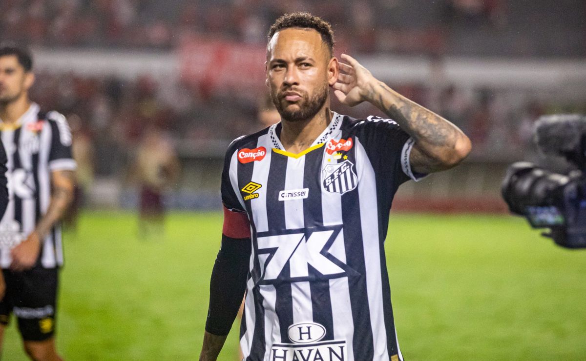 Presidente do Pachuca confirma e negociação com Neymar, do Santos, não está acontecendo