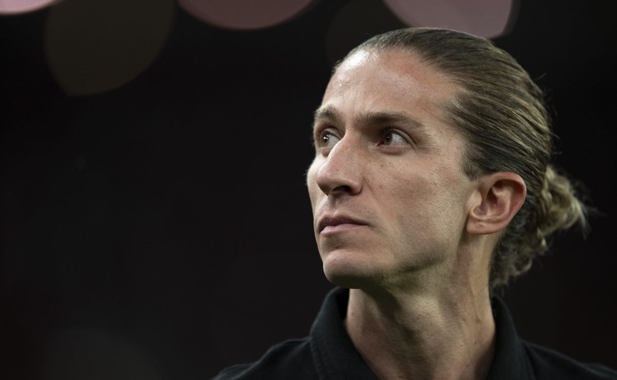 Caio Garcia, Pablo e Zé Welinton seguem fora dos planos de Filipe Luís e trio continua afastado e treinando separado