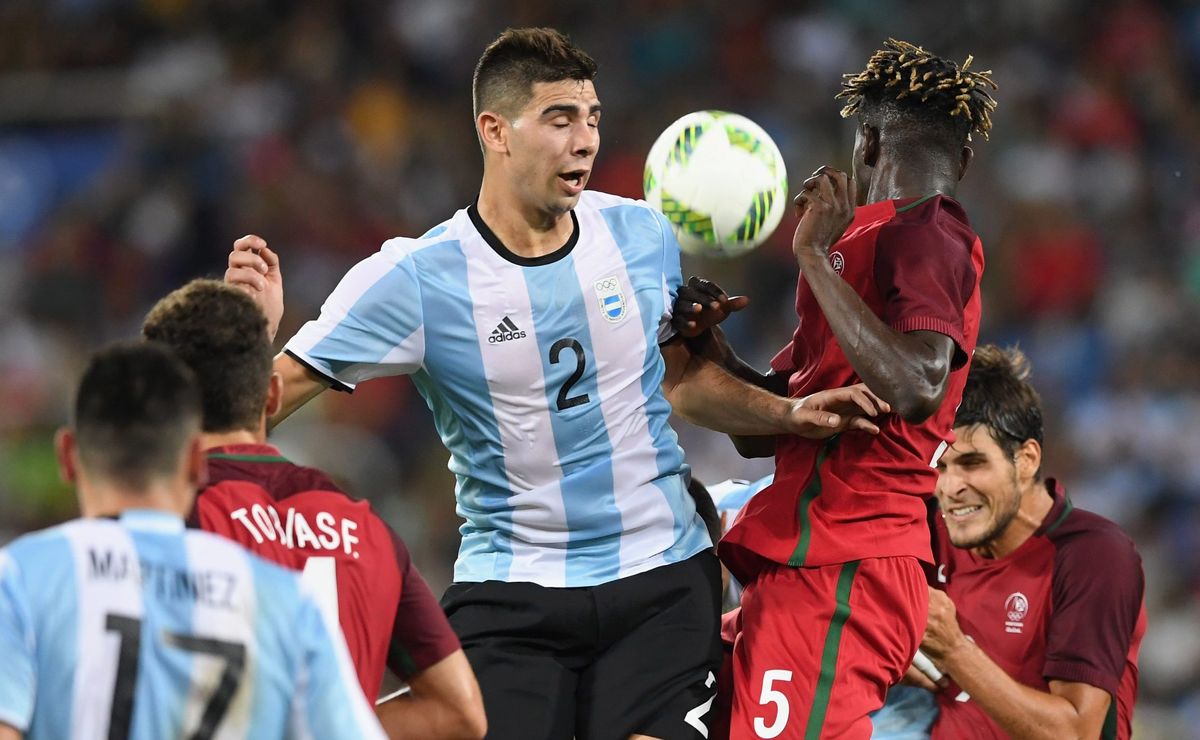 Alexandre Mattos busca contratação do experiente zagueiro argentino Gianetti, da Udinese-ITA para o Santos