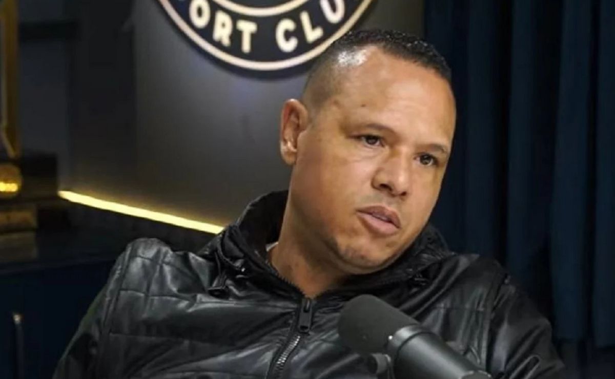 “Não há ser humano que aguente”; Luís Fabiano vai na contramão e defende Neymar após críticas no Santos
