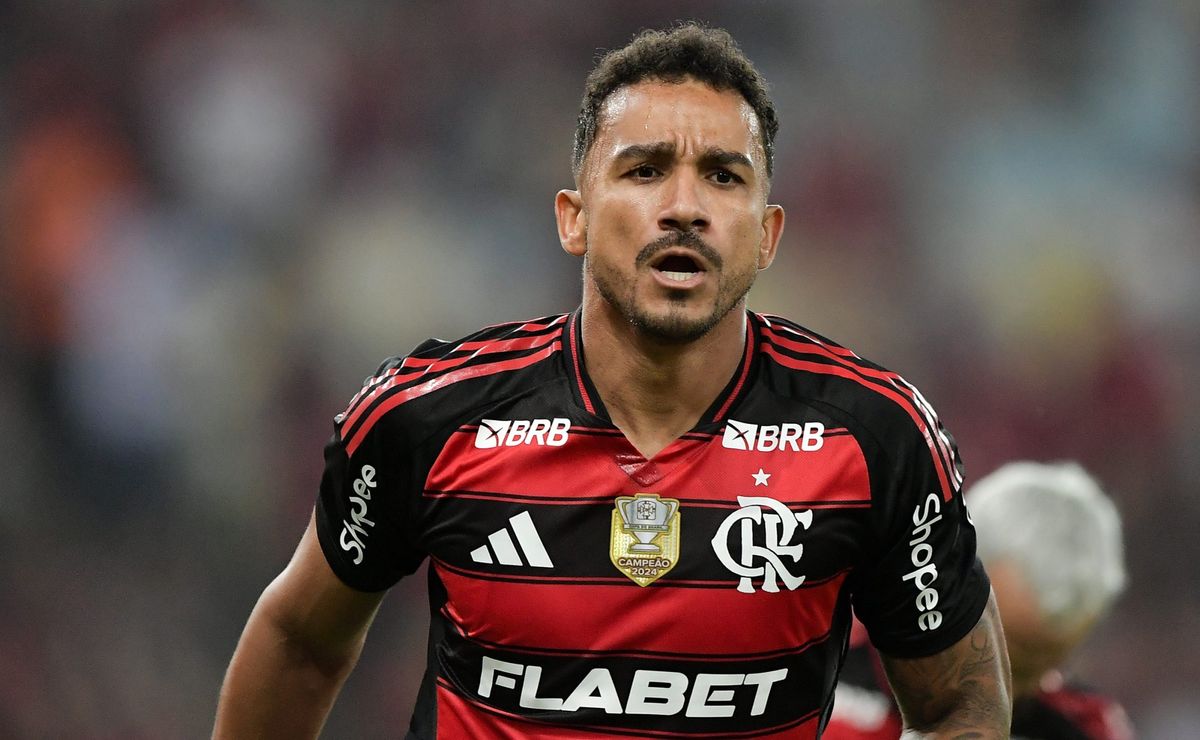 Danilo projeta estreia do Flamengo no Super Mundial e faz elogios ao Chelsea: “Grande desafio”