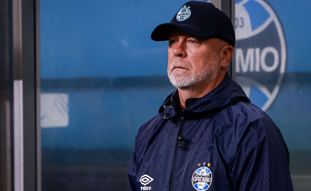 Grêmio inicia reapresentação e foca em período de treinos decisivo com Mano Menezes