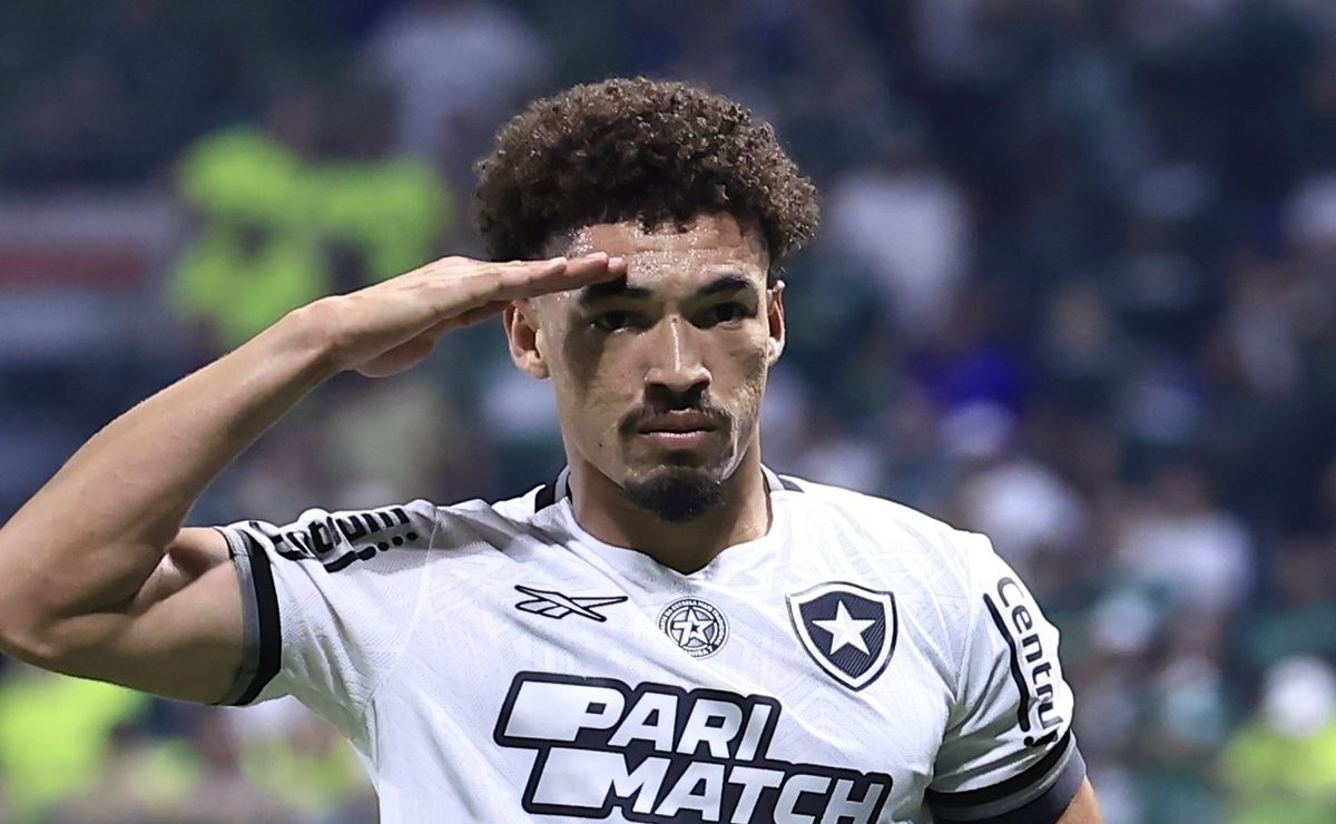 Zagueiro Adryelson contratado pelo Santos aumenta a chance de acontecer e Mattos quer mais reforços