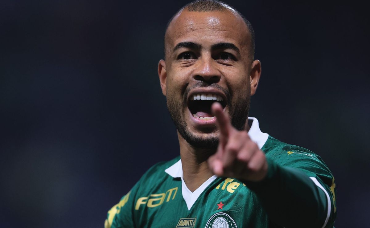 Palmeiras avalia futuro de Mayke com possível saída para Santos; lateral não será do São Paulo