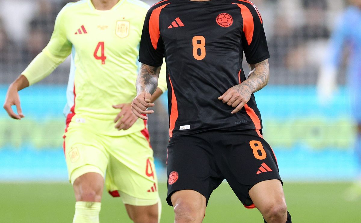 Jorge Carrascal não irá jogar no Palmeiras e fica próximo de ser confirmado como reforço do Flamengo