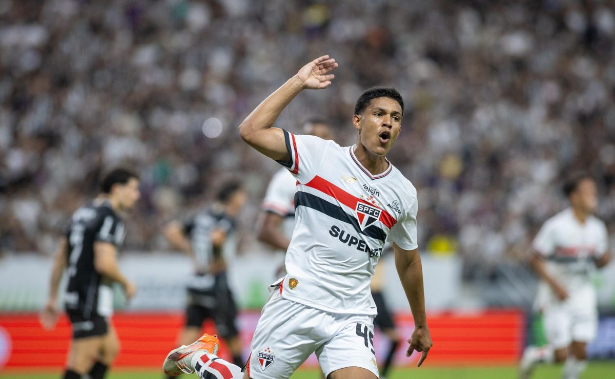 PSG prepara oferta por Ryan Francisco, joia do São Paulo