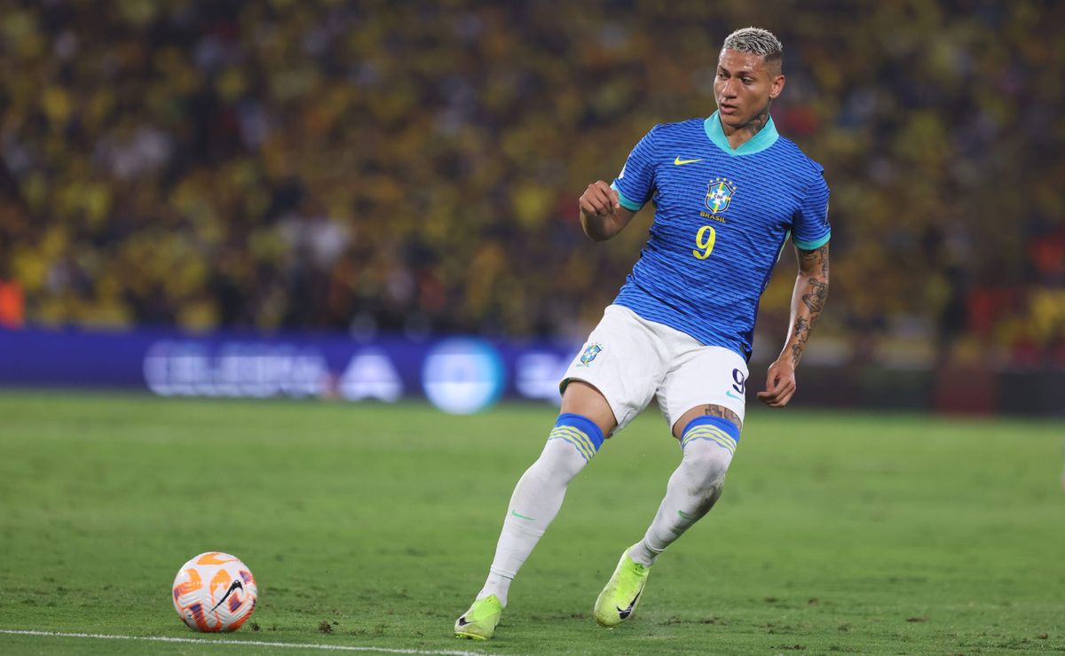 “O clima já é outro”, diz Richarlison sobre estreia de Ancelotti na Seleção Brasileira