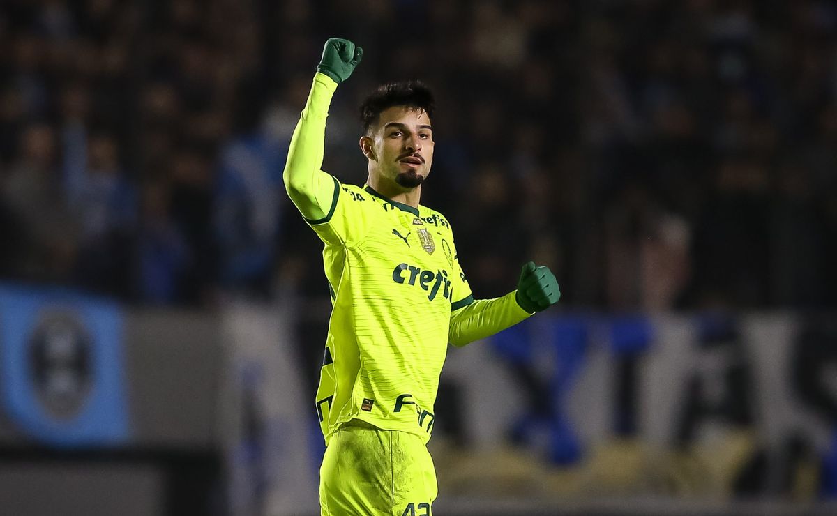 Flaco López diz que Flamengo é candidato ao título do Mundial ao lado do Palmeiras