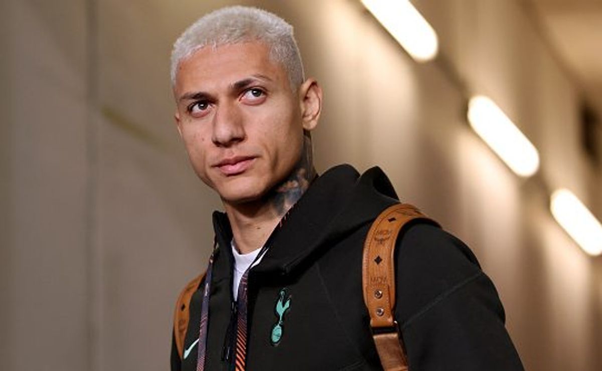 Palmeiras é o favorito para contratação de Richarlison, mas tem concorrência de Flamengo e Fluminense