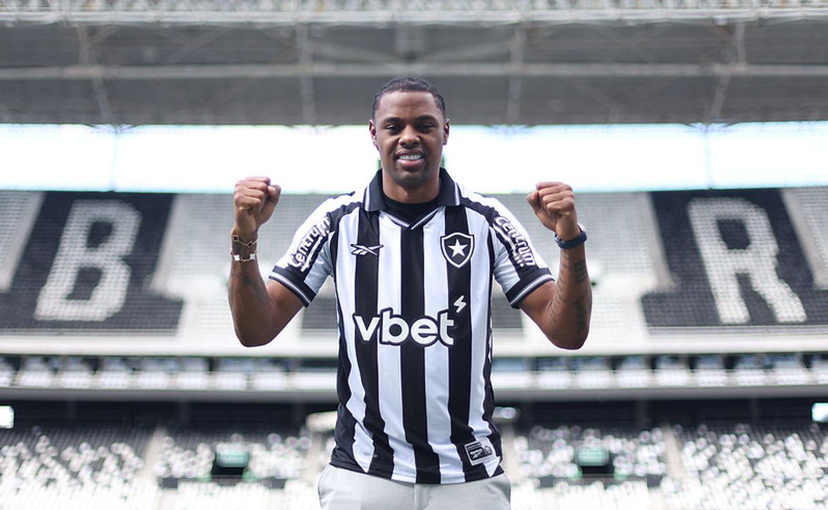 Kaio Pantaleão se impressiona com torcida do Botafogo e diz se sentir parte da família