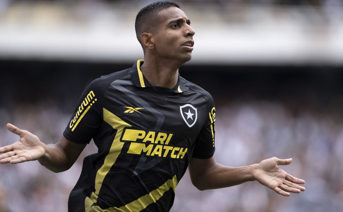 Victor Sá contratado pelo Vasco tem aprovação da torcida: ”Tem muita vaga”