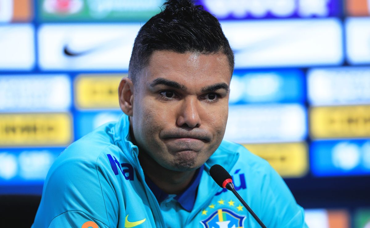 Casemiro elogia Neymar, mas alerta: “Precisa estar 100% para voltar à Seleção”