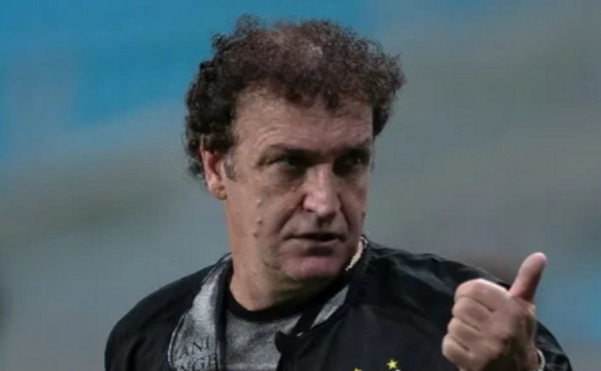 Cuca se envolve em negociação e Atlético tenta repatriar Allan do Flamengo, que vira prioridade