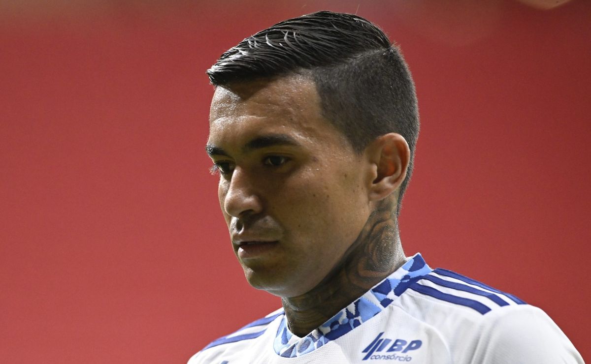 Passagem de Dudu pelo Cruzeiro não é visto como ‘fracasso’ por Pedro Junio: “Casamento que não deu certo”
