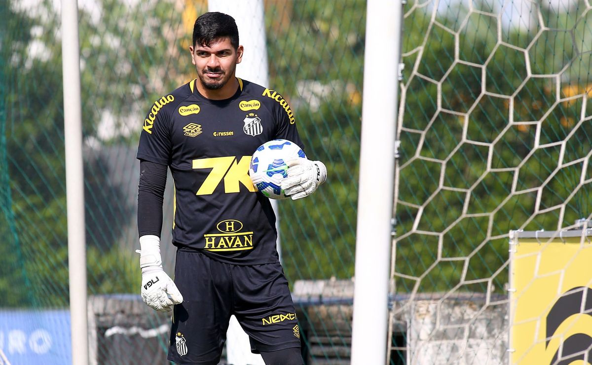 Santos divulga lista de relacionados para jogo contra o Fortaleza com desfalques e retornos