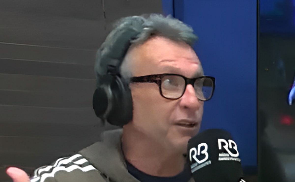 Craque Neto fica revoltado com interesse do Corinthians em Igor Vinícius: “Ficou um ano parado”