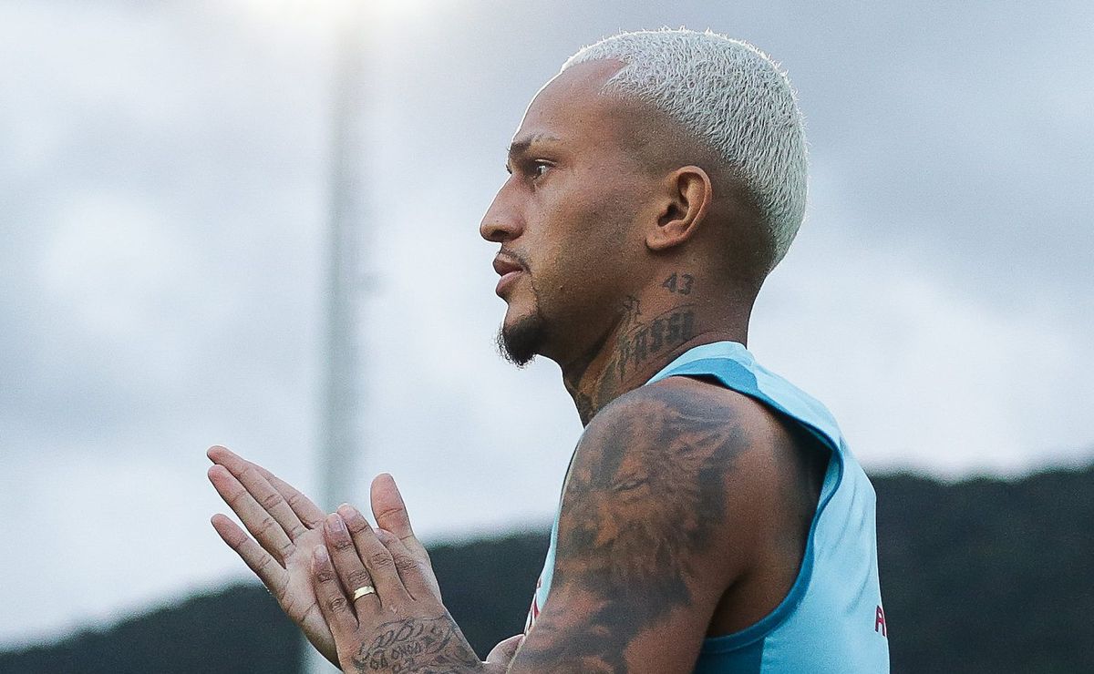 Jornal Inglês destaca momento de Wesley no Flamengo: “Exibições impressionantes” 