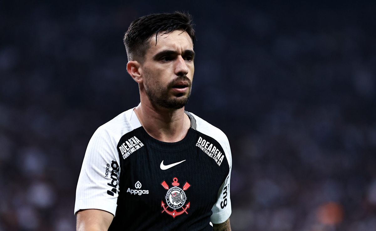Igor Coronado recebe sondagens, mas decide ficar no Corinthians