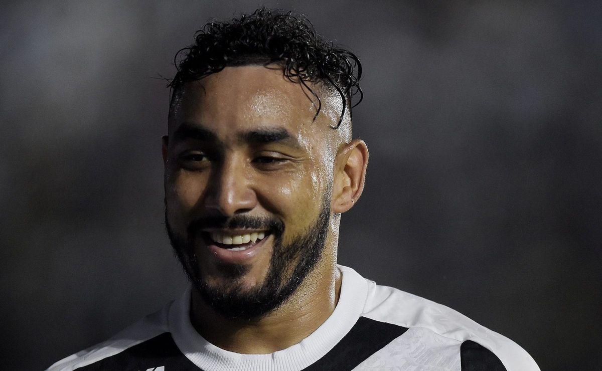 Payet é oferecido ao Grêmio após saída do Vasco e contratação está descartada