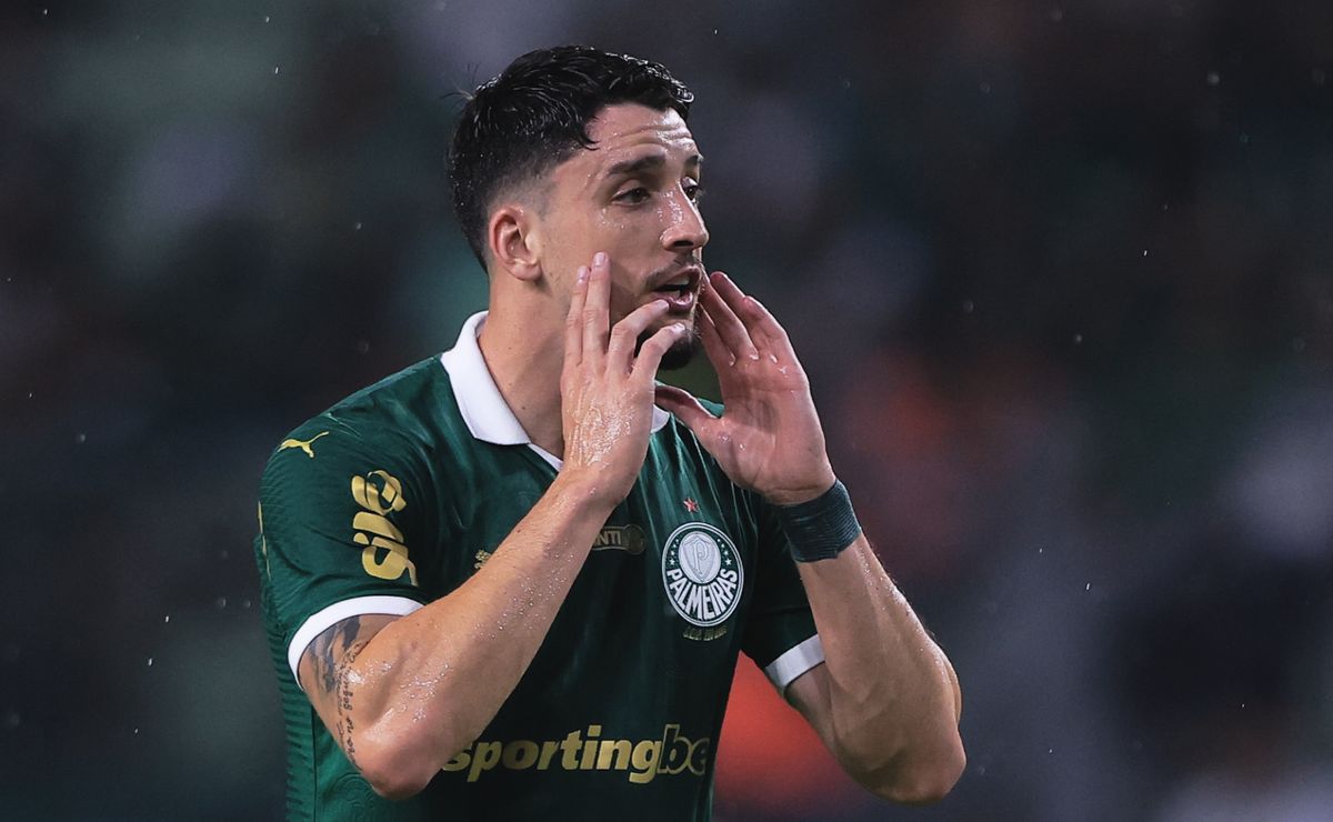 Palmeiras agenda reuniões com Piquerez e Abel para 2ª semana de julho para definir renovações do lateral e do treinador