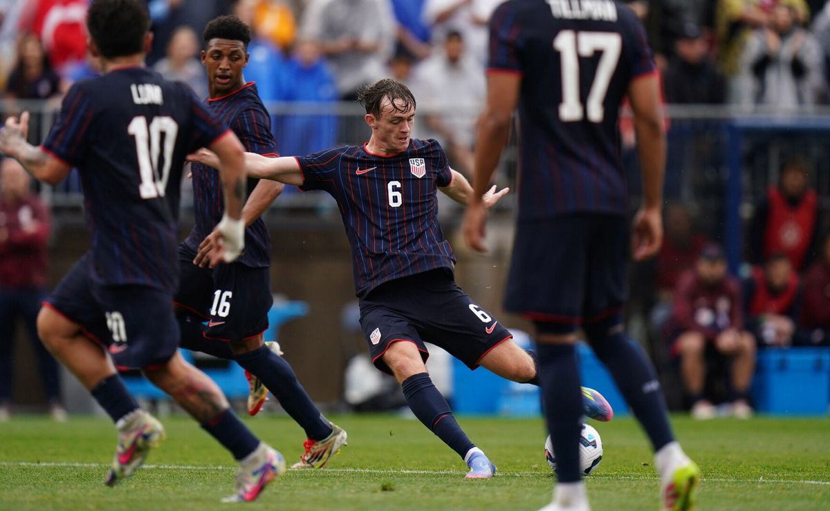 Em casa, Estados Unidos estreia na Copa Ouro contra Trinidad e Tobago