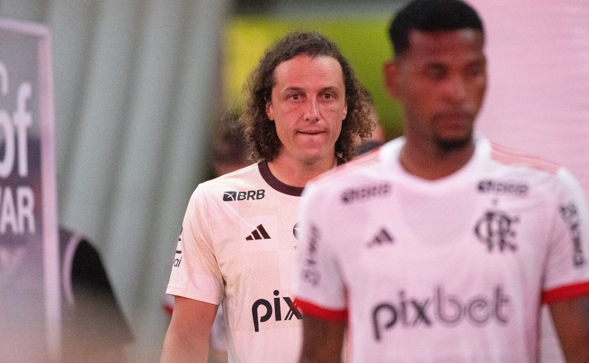 Giroud revela que pode consultar David Luiz para duelo contra o Flamengo