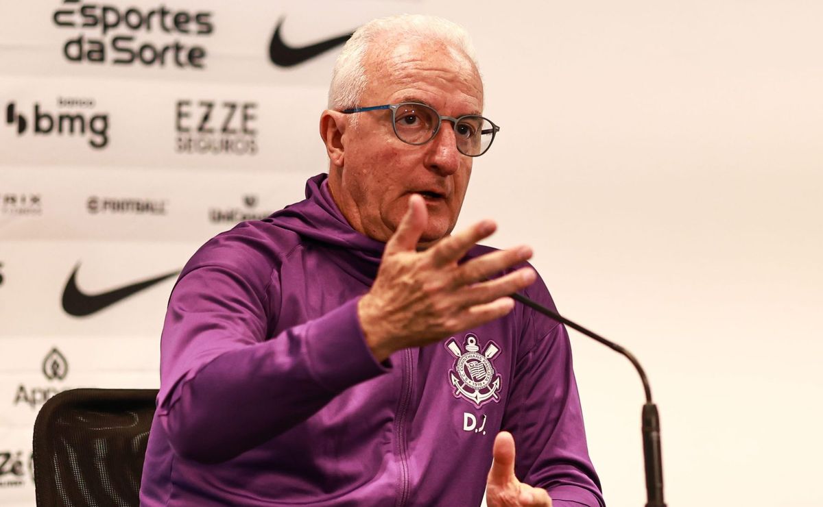 Coronado vive incerteza no Corinthians diante da perda de espaço com Dorival Júnior na temporada 