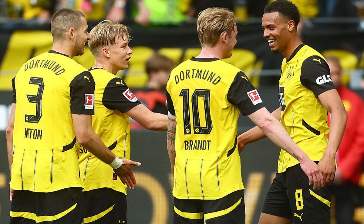 Diretor do Borussia Dortmund avalia Fluminense no Mundial: “Joga um futebol completamente diferente”